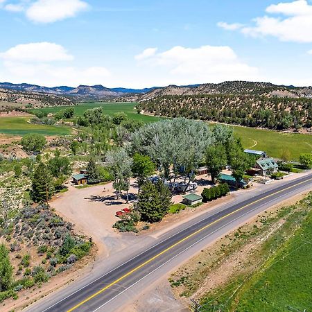 Full Hookup Rv Park Near Zion National Park Rv 2 Mount Carmel Exterior photo